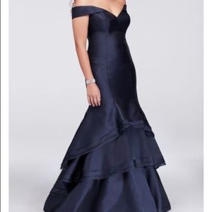 Royal Blue Off-the-Shoulder Mermaid Dress/Gown